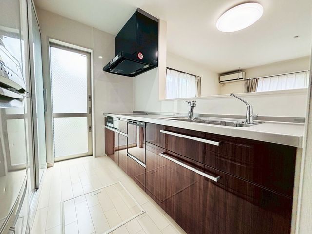 �ޗǌ����Ŏs�܈ʓ�1���ڂ̒��È�ˌ��Ă̂��̑�����