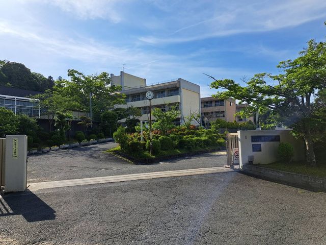 �ޗǌ�����s�����P�u �̒��Ã}���V�����̎��ӊ�