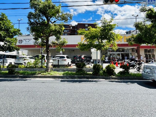 �ޗǌ��ޗǎs�w����5���ڂ̒��Ã}���V�����̎��ӊ�