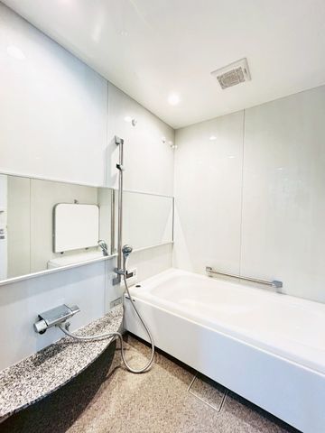 �ޗǌ��ޗǎs���o�����u4���ڂ̒��È�ˌ��Ă̗���