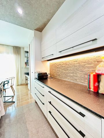 �ޗǌ��ޗǎs���o�����u4���ڂ̒��È�ˌ��ẴL�b�`��