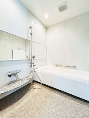 �ޗǌ��ޗǎs���o�����u4���ڂ̒��È�ˌ��Ă̗���