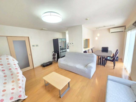 ���{�l����s�c����1���ڂ̒��È�ˌ��Ẵ��r���O