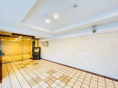 �ޗǌ���a�S�R�s��� �̒��Ã}���V�����̃G���g�����X