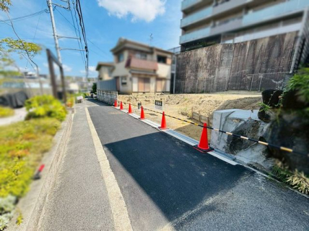 �ޗǌ��ޗǎs�S�y��1���ڂ̐V�z��ˌ��Ă̌��n�O�ώʐ^