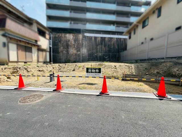 �ޗǌ��ޗǎs�S�y��1���ڂ̐V�z��ˌ��Ă̌��n�O�ώʐ^