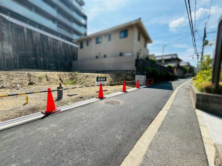 �ޗǌ��ޗǎs�S�y��1���ڂ̐V�z��ˌ��Ă̌��n�O�ώʐ^