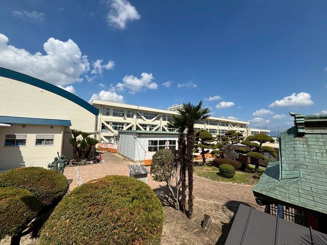 �ޗǌ����Ŏs���� �̓y�n�̎��ӊ�