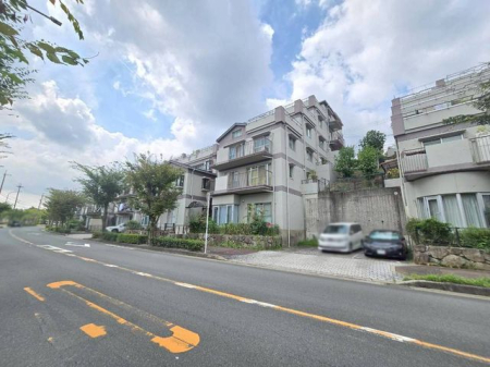 ���{�l����s�c����5���ڂ̒��Ã}���V�����̌��n�O�ώʐ^