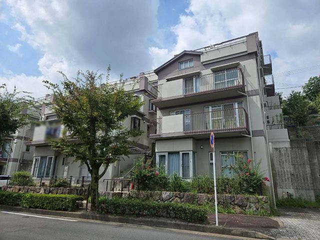 ���{�l����s�c����5���ڂ̒��Ã}���V�����̌��n�O�ώʐ^