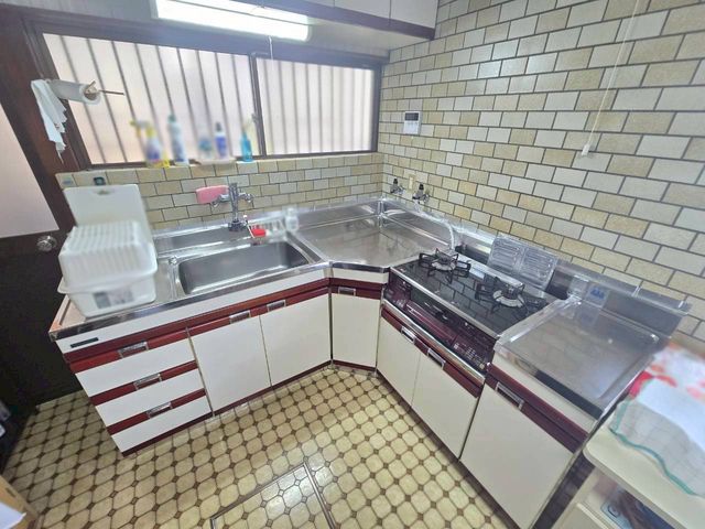 �ޗǌ��ޗǎs�Z��5���ڂ̒��È�ˌ��ẴL�b�`��