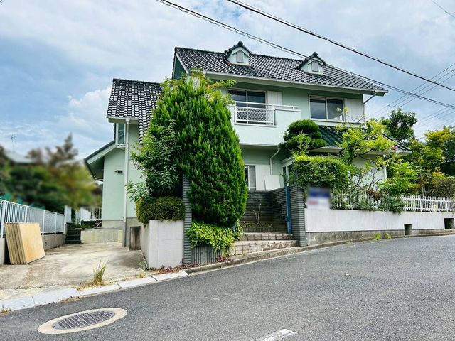 �ޗǌ��ޗǎs����3���ڂ̒��È�ˌ��Ă̌��n�O�ώʐ^