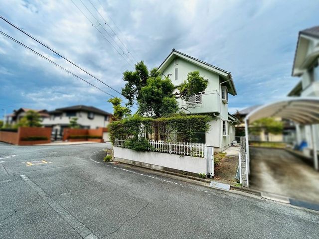 �ޗǌ��ޗǎs����3���ڂ̒��È�ˌ��Ă̌��n�O�ώʐ^