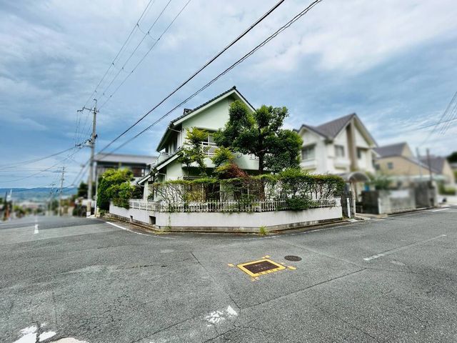 �ޗǌ��ޗǎs����3���ڂ̒��È�ˌ��Ă̌��n�O�ώʐ^