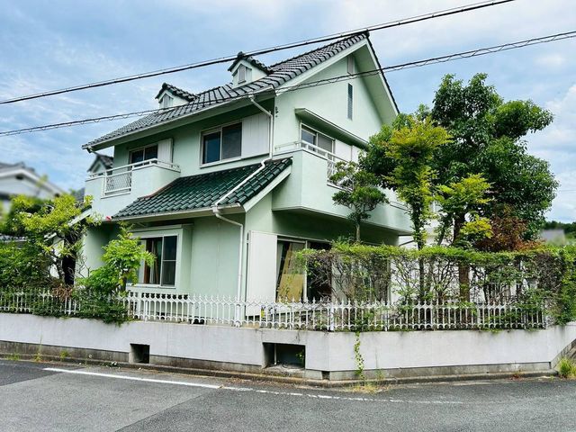 �ޗǌ��ޗǎs����3���ڂ̒��È�ˌ��Ă̌��n�O�ώʐ^