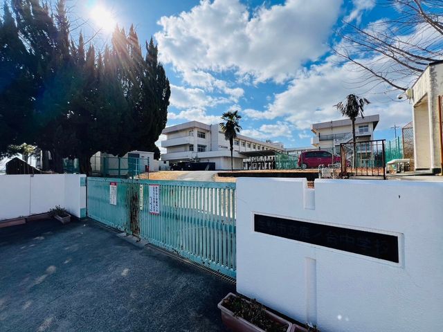 �ޗǌ�����s���m��k1���ڂ̓y�n�̎��ӊ�