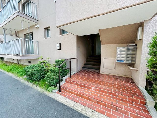 �ޗǌ��ޗǎs���ؒҒ� �̒��Ã}���V�����̌��n�O�ώʐ^