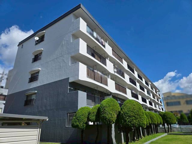 �ޗǌ��ޗǎs��{��4���ڂ̒��Ã}���V�����̌��n�O�ώʐ^