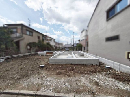 �ޗǌ��ޗǎs���ؒҒ� �̐V�z��ˌ��Ă̌��n�O�ώʐ^