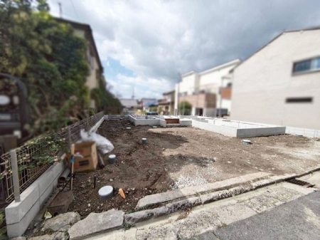 �ޗǌ��ޗǎs���ؒҒ� �̐V�z��ˌ��Ă̌��n�O�ώʐ^