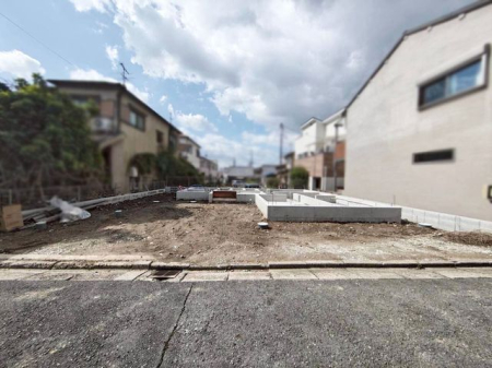 �ޗǌ��ޗǎs���ؒҒ� �̐V�z��ˌ��Ă̌��n�O�ώʐ^