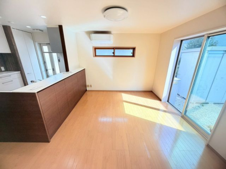 �ޗǌ��ޗǎs����4���ڂ̒��È�ˌ��Ẵ��r���O