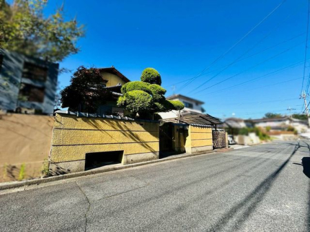 �ޗǌ��ޗǎs�Z��Β�3���ڂ̓y�n�̌��n�y�n�ʐ^