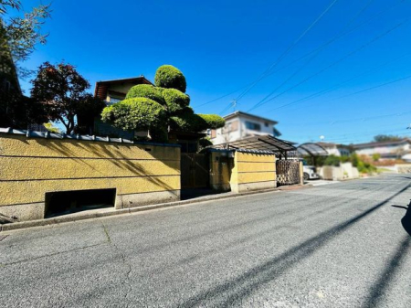 �ޗǌ��ޗǎs�Z��Β�3���ڂ̓y�n�̌��n�y�n�ʐ^