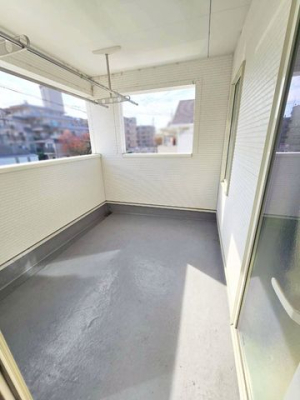 �ޗǌ��ޗǎs�O��O�� �̒��È�ˌ��Ẵo���R�j�[