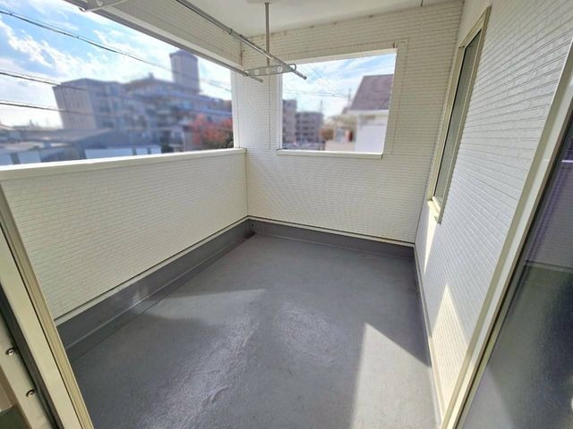 �ޗǌ��ޗǎs�O��O�� �̒��È�ˌ��Ẵo���R�j�[