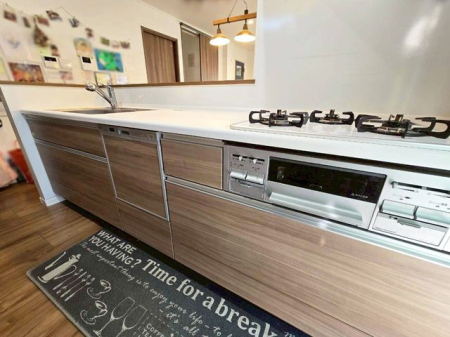 �ޗǌ��ޗǎs�O��O�� �̒��È�ˌ��ẴL�b�`��