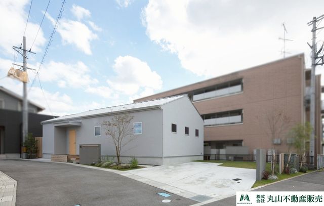 �ޗǌ�����s�U���� �̒��È�ˌ��Ă̌��n�O�ώʐ^