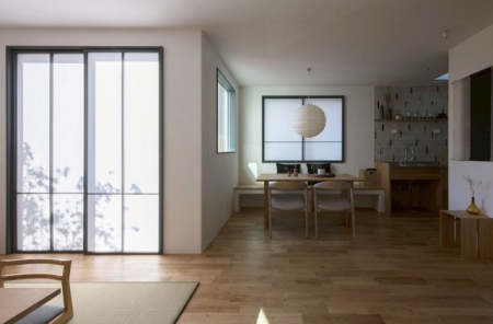 �ޗǌ�����s�U���� �̒��È�ˌ��Ẵ��r���O