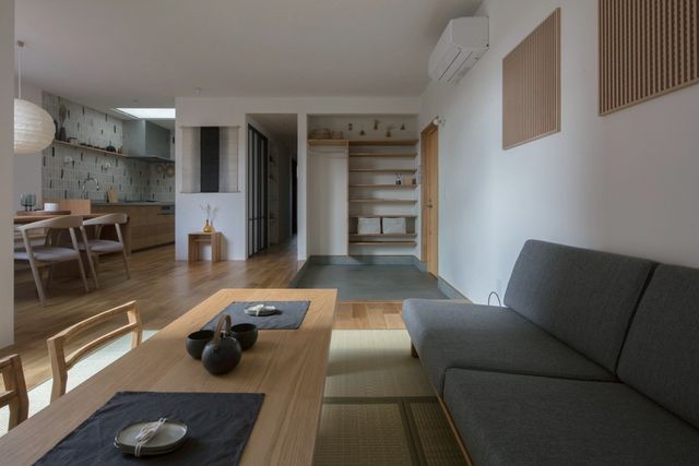 �ޗǌ�����s�U���� �̒��È�ˌ��Ẵ��r���O