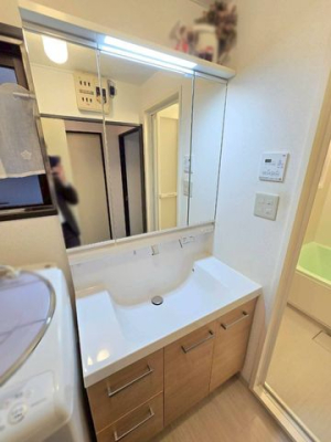 �ޗǌ��ޗǎs�基�� �̒��Ã}���V�����̐��ʑ�E���ʏ�