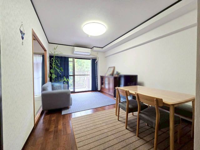 �ޗǌ��ޗǎs�基�� �̒��Ã}���V�����̃��r���O