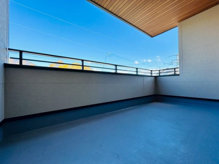 �ޗǌ�����s���P�u �̐V�z��ˌ��Ẵo���R�j�[