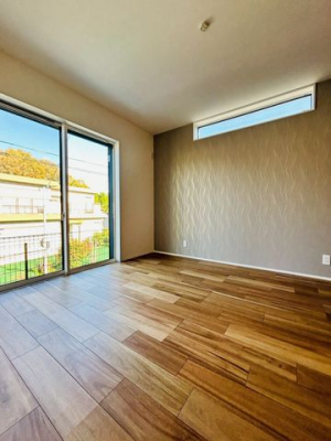 �ޗǌ�����s���P�u �̐V�z��ˌ��Ă̂��̑�����