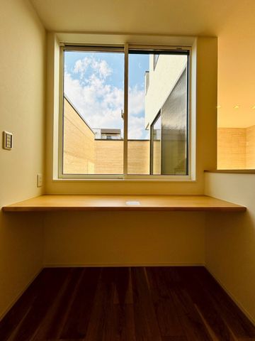 �ޗǌ���a�S�R�s�i�c���� �̐V�z��ˌ��Ẵ��r���O