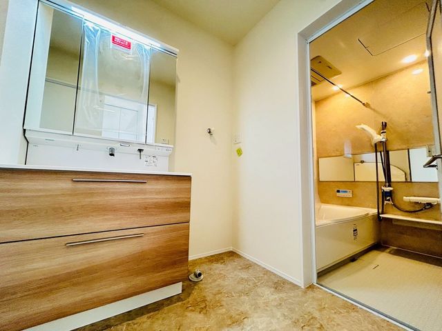 �ޗǌ���a�S�R�s�i�c���� �̐V�z��ˌ��Ă̐��ʑ�E���ʏ�