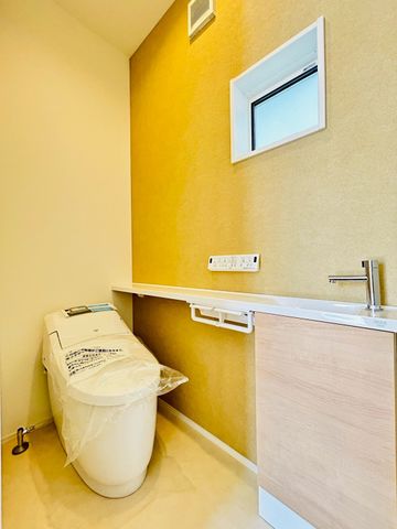 �ޗǌ���a�S�R�s�i�c���� �̐V�z��ˌ��Ẵg�C��