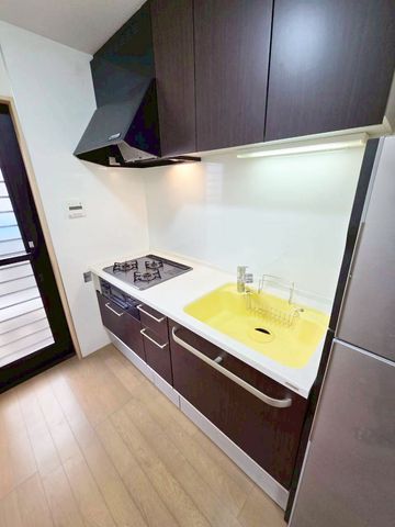 �ޗǌ��ޗǎs�O���{�� �̒��È�ˌ��Ă̐��ʑ�E���ʏ�