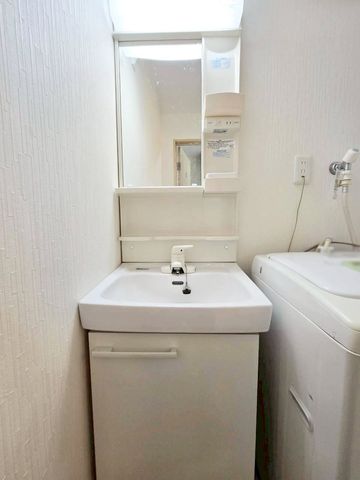 �ޗǌ��ޗǎs�O���{�� �̒��È�ˌ��Ă̎��ӊ�