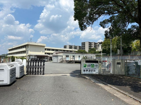 �ޗǌ�����s�������� �̓y�n�̎��ӊ�