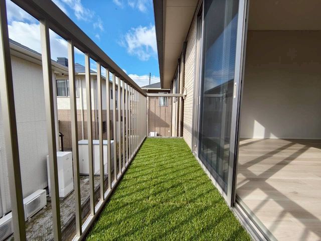 ���s�{���y�S���ؒ�����9���ڂ̒��È�ˌ��Ẵo���R�j�[