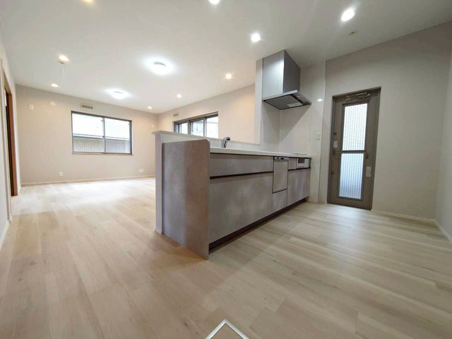 ���s�{���y�S���ؒ�����9���ڂ̒��È�ˌ��ẴL�b�`��