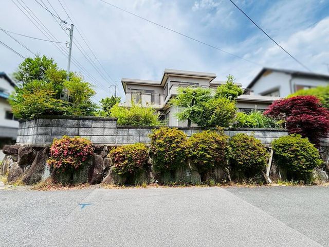 �ޗǌ��ޗǎs��ブ�u3���ڂ̓y�n�̌��n�y�n�ʐ^