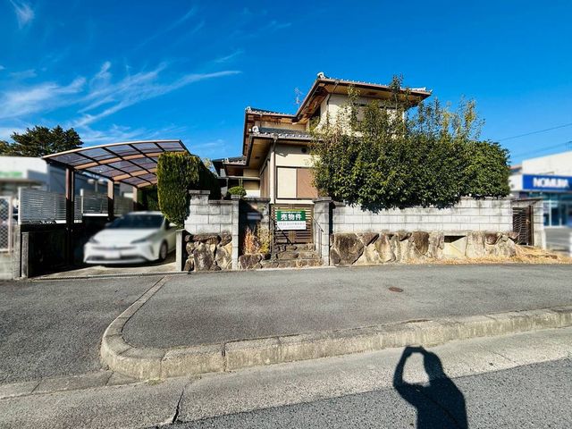 �ޗǌ��k����S�L�˒��n����1���ڂ̓y�n�̌��n�y�n�ʐ^