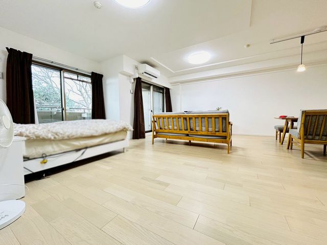 �ޗǌ��ޗǎs����ߒr��6���ڂ̒��Ã}���V�����̃��r���O