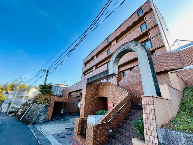 �ޗǌ�����s���V�� �̒��Ã}���V�����̌��n�O�ώʐ^